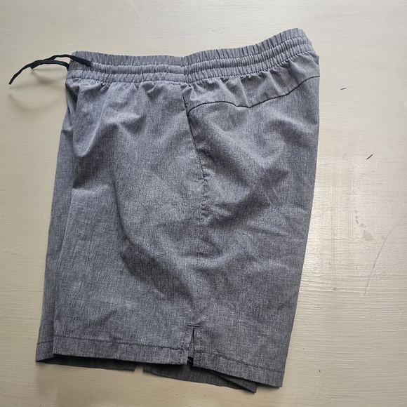 Old Navy Stretchtech Gray Shorts Large 10-12 - Picture 5 of 9